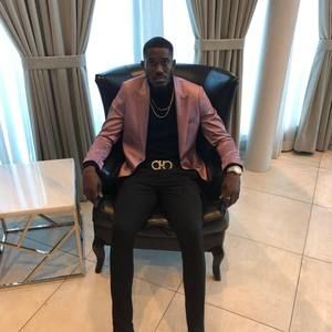 Meet your Posher, Givenson